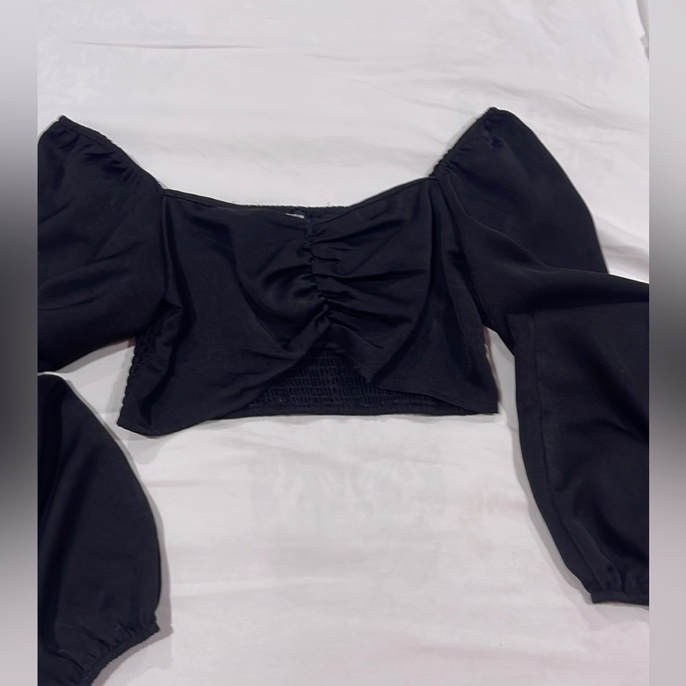 Cropped long sleeve